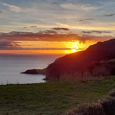 Casa Da Lomba Do Cavaleiro * Povoacao (Sao Miguel)